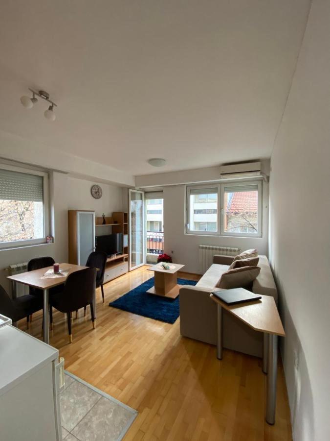 Tea Apartment Skopje Bagian luar foto